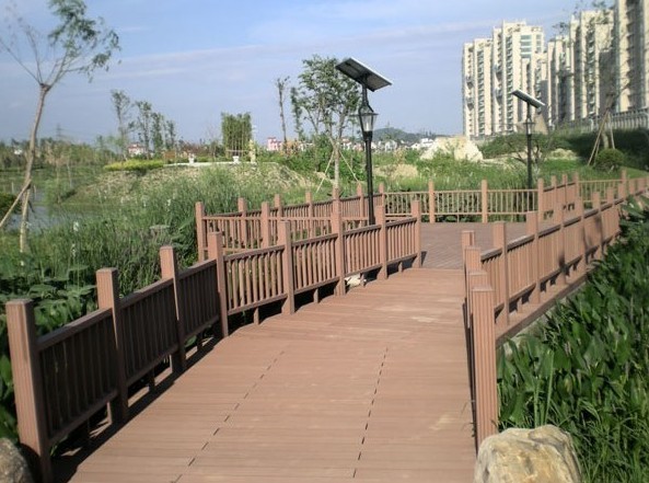 WPC Construction Plastic Wood Fence and Floor for Outdoor Courtyard and Garden