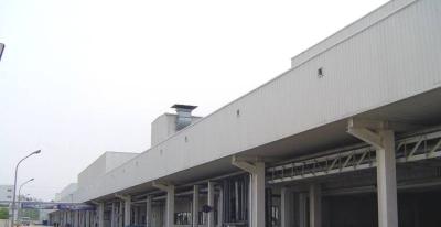 Construções galvanizadas do armazém da casa pré-fabricada da construção de aço com o painel de revestimento da parede