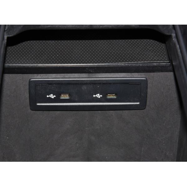 Мерседес-Benz EQC 350 4MATIC 2022 5 мест среднее SUV двери 5