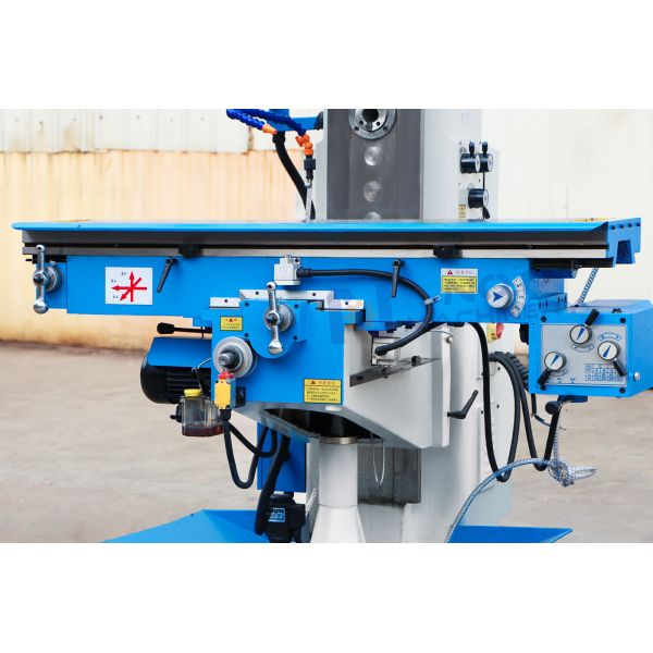 X6332P Multifunctional Turret Milling Machine 220V voltage Horizontal and Vertical Milling