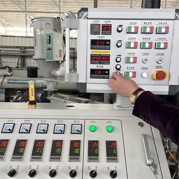 Машина для изготовления труб из HDPE пластика, линия производства газопроводов для орошения сельскохозяйственных труб