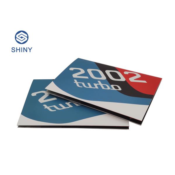 Приветствие с днем рождений простого дизайна ядровой карты показателя батареи AG10