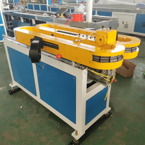 Machine d'extrusion de tuyaux en plastique de technologie avancée pour tubes de climatiseur et machine à laver