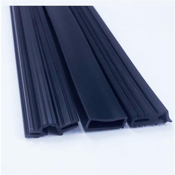T Shape Automotive Rubber Seal Extrusion Forming Technology For Truck