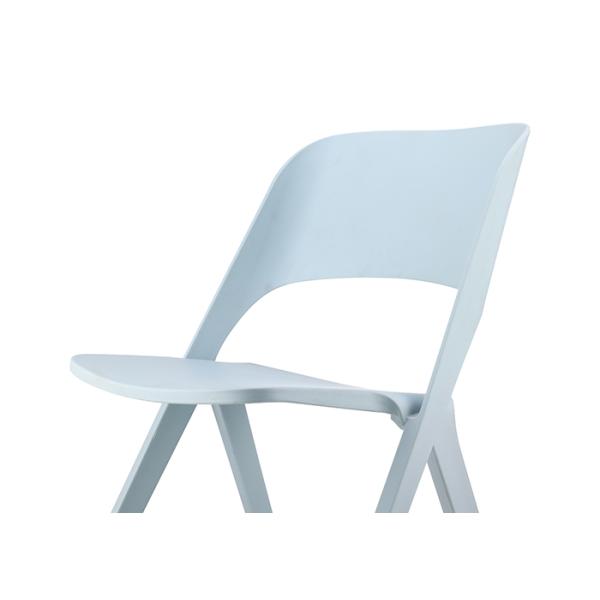 PP Restaurant Colorful Plastic Dining Chairs Foldable 80cm