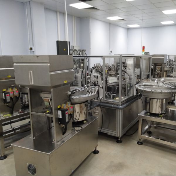 ユーロキャップ組立機（220V/50Hz電源、99%合格率、輸液キャップ用95%稼働率）