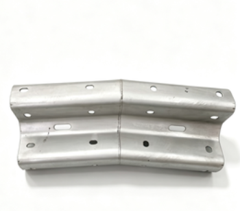 Corrosion Resistant Guardrail Cap Connection Plate Galvanized Road Safety Barrier Accessory