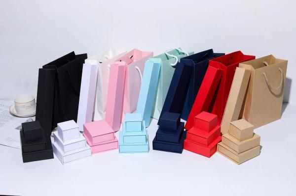 ODM Bracelet Necklace Box Jewelry Packaging Pouch Flip Top Magnetic Jewelry Gift Boxes