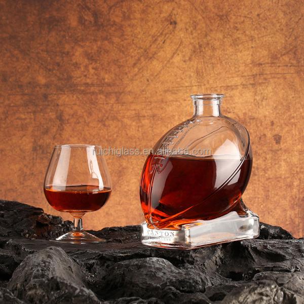 500ml 700ml Shaped Glass Liquor Whisky Vodka Bottle With Cap for Personalized Labels