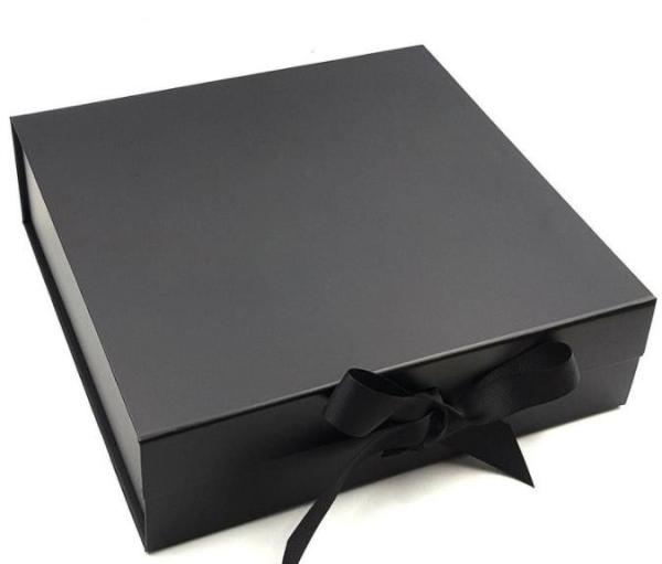 PMS Mildewproof Garment Gift Boxes Large Black Cardboard Magnetic Closure FSC