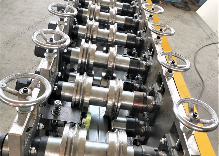 лист профиля 4000kg делая дверь шторки PLC машины 3P настилая крышу оборудование листа