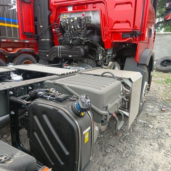 Second Hand HOWO Trailer Tractor Front End 31-40t Load Capacity Return Refunds Policy