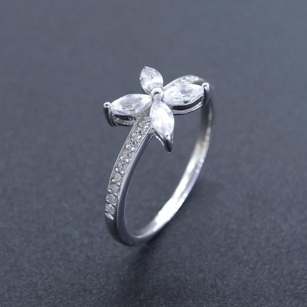 Simple Main Like Diamond Stone Wedding Rings Quadrilateral Shape