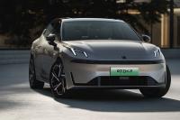 5 sièges Lynk And Co voiture électrique berline type roue avant EV 180km/h