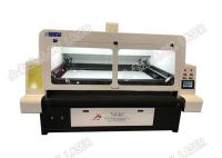 Le double dirige la découpeuse automatique de tissu pour des vêtements de bain de sublimation de colorant