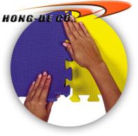 Aclare el color las esteras 80kg/Cbm de la espuma de 1/2inch que entrelazan 24 x 24