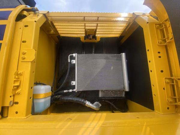 SecondHand Komatsu Pc200 Machinery Hydraulic Crawler 20tons Mini Used Excavators