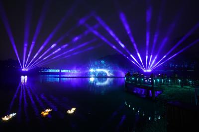 IP67 LED Mesh Screen DC12V RGB LED Pixel Display For Building Decoration