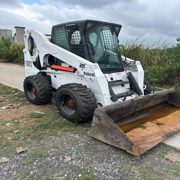 60KW Compact Used Skid Loaders Steer Bob S300 11.1km/h 3750kg
