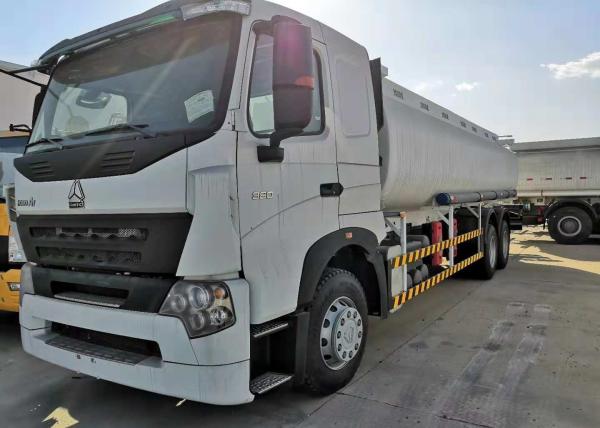 A7 6 * 4 lubrificam o material do poder de cavalo Q345 do caminhão de entrega 380 com o tanque 20cbm