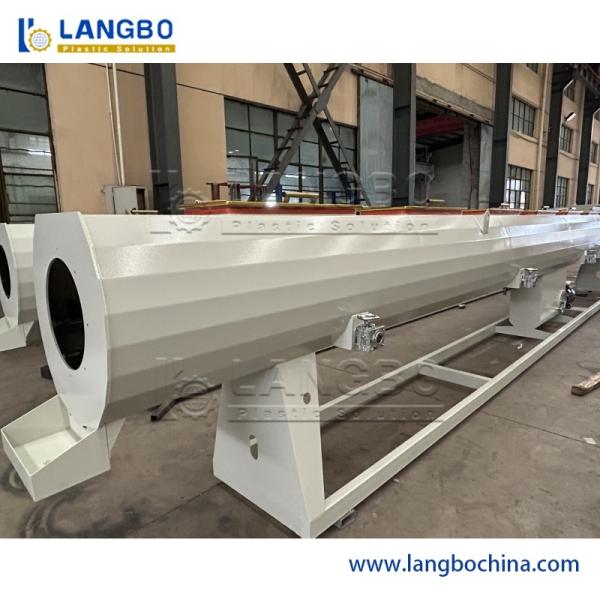 Емкость машины 300kg производства трубы PVC пластиковая/трубка PVC