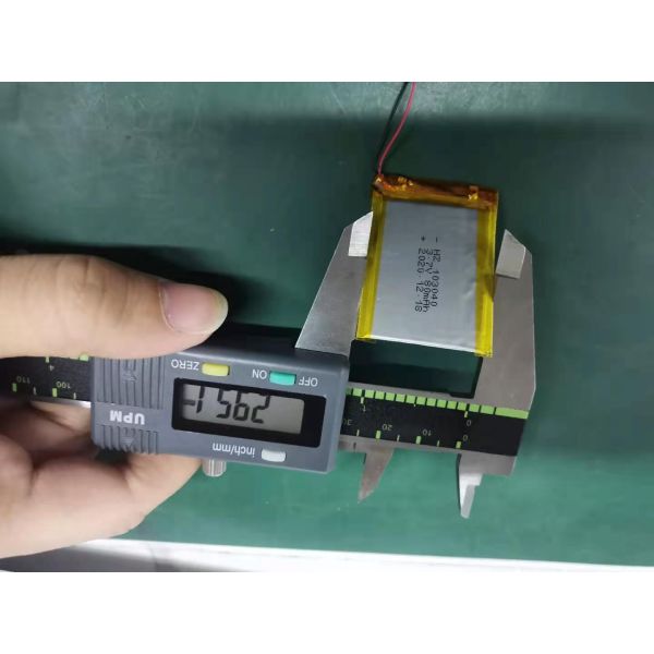 1mm Ultra Thin Lipo Battery 013040 3.7v 70mah 80mah Lithium Polymer Battery For Gift Card