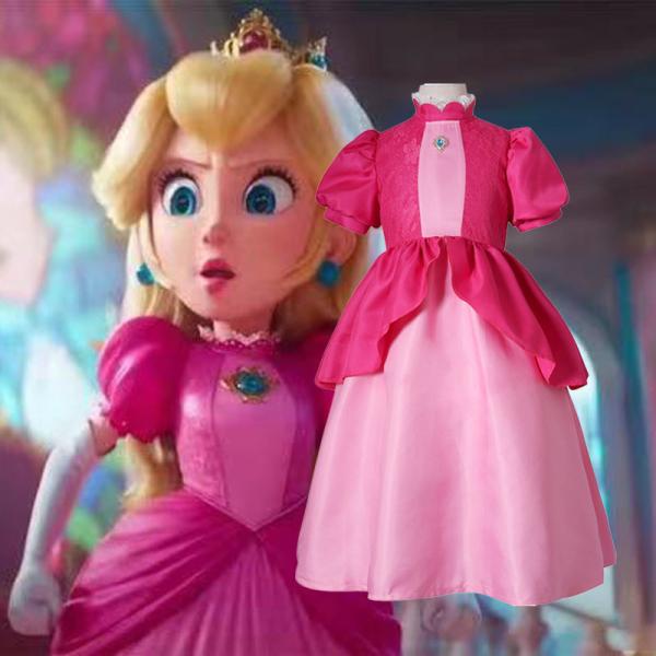 Des patchs, une longue robe de cosplay pour les enfants, un carnaval, une princesse Brigitte.