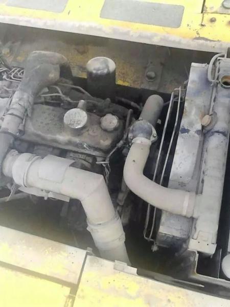 Used kobelco sk200-3 sk200-1 sk120-5 excavator for sale