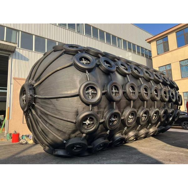 Performance Black Cylinder Pneumatic Marine Fenders