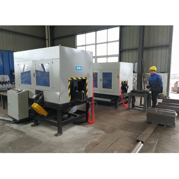 Used To Process The Inner Arc Of Angle Steel Cnc Angle Root Milling Machine Model GQ250