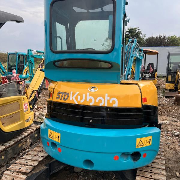 used excavator kubota135/second hand mini digging machine Kubota 135 low price