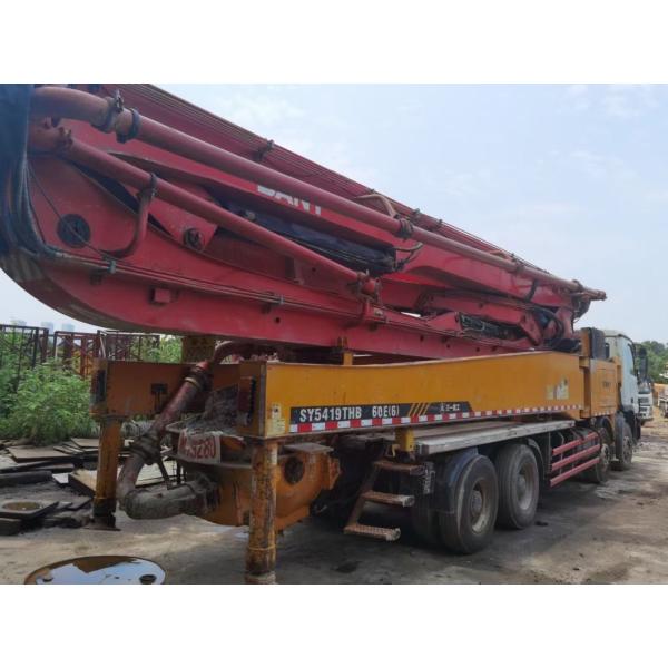 Red 2012 Used 56m Truck Mounted Pump Contractor Trailer Pump Feeding Height 1540