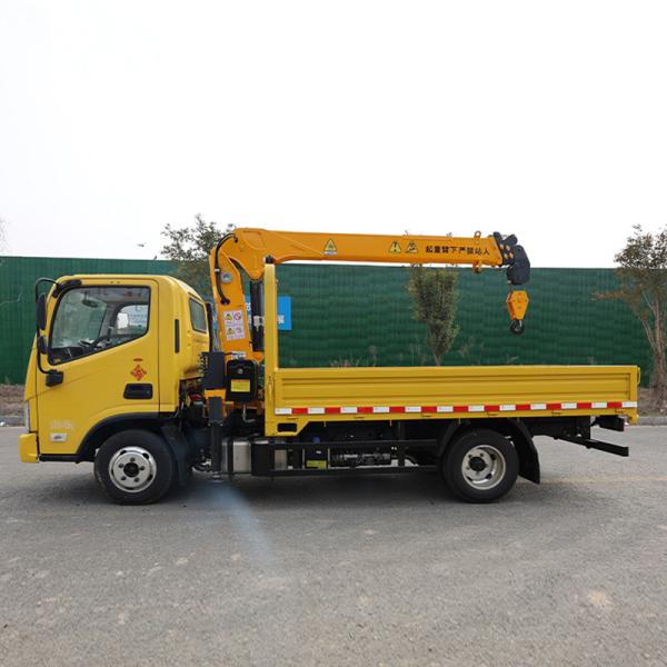 Truck with Arm Crane cargo boom truck mobile telescopic crane 4 TON 3.2 Ton