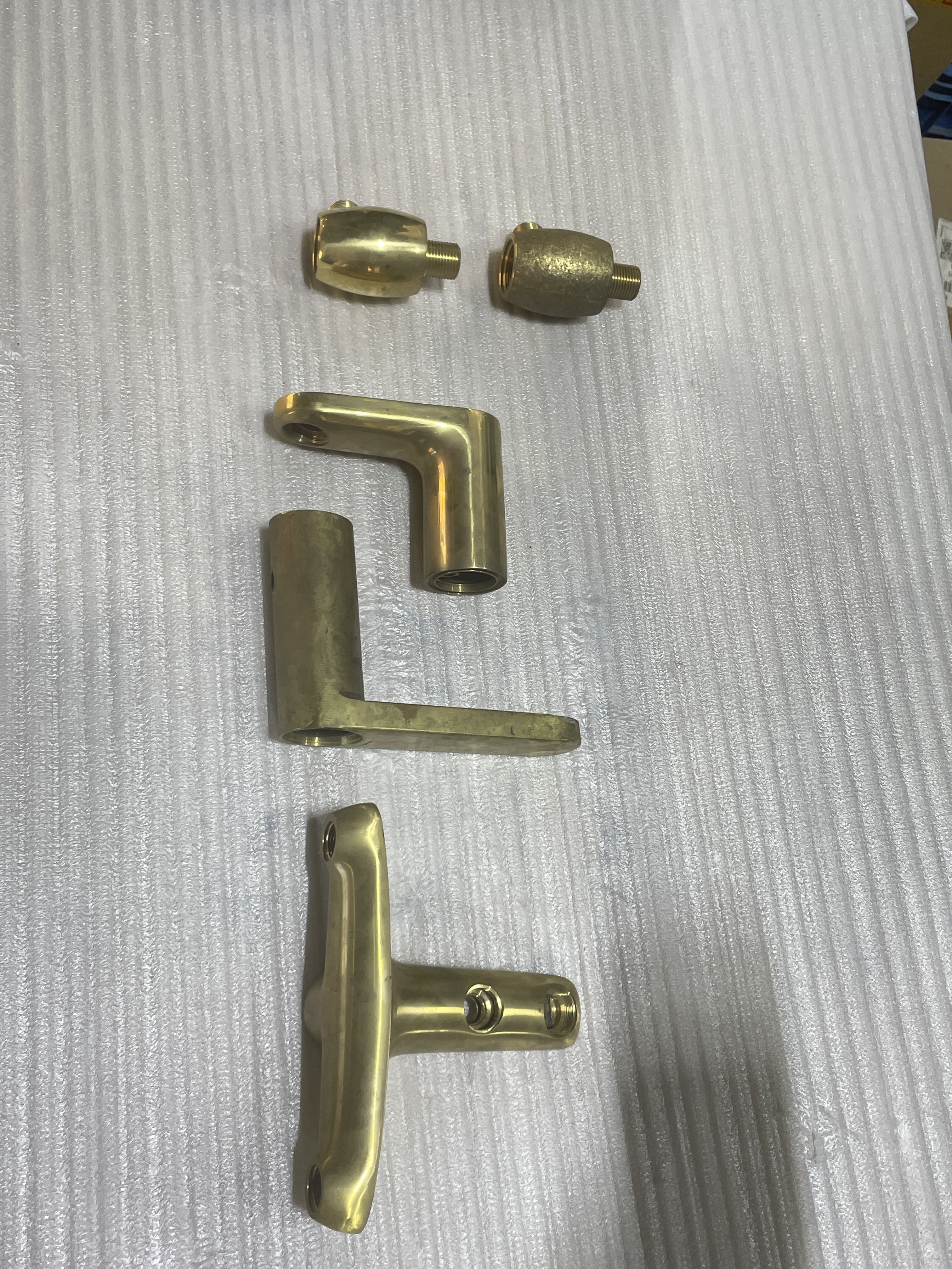 Mirror Finish Robotic Faucet Polishing Machine For Brass