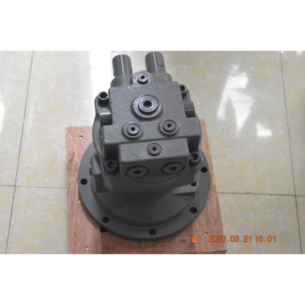 Строительная техника YUCHAI 135 ДЕЛАЕТ замену мотора качания