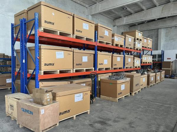 Gas and Oil Skid System Use AUMA SA 07.2 to 16.2 SAREx 25.1 to 40.1 Multi-Turn Actuator In Stock