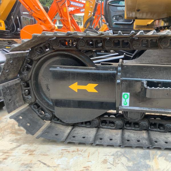 Crawler Type Used Excavator CAT307.5 Old Caterpillar Excavator With Backhoe Bucket