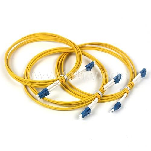 DX Single Mode OS2 3.0mm G652D LSZH Fiber Optic Patchcord LC UPC To LC UPC