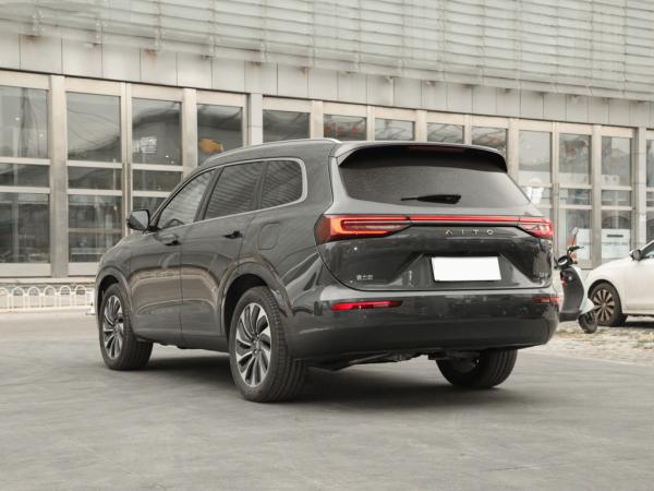 Carro híbrido elétrico usado New Energy HUAWEI AITO M7 SUV 1.5T da gasolina