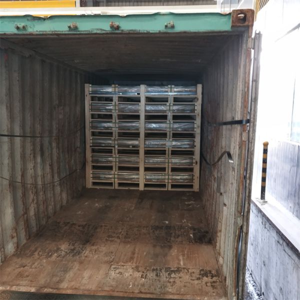 Solid Clear Photovoltaic Glass Impact Resistant Solar Thermal Glass Customized