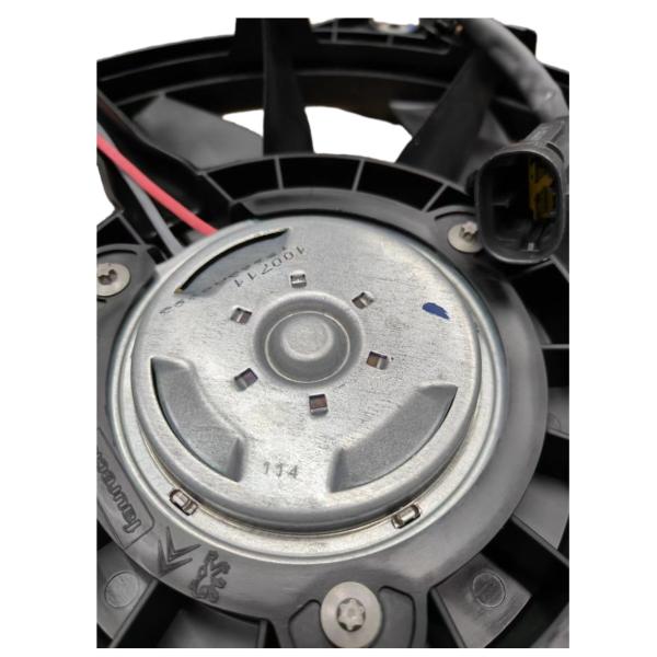 9686233080 1253T4 ventilateur de radiateur de voiture DS 200P Pièces de rechange pour Peugeot Citroen