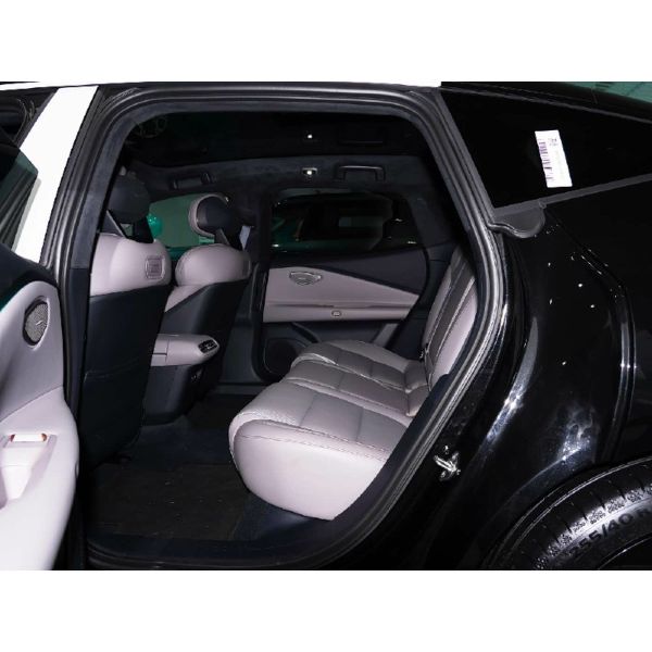 2024 766 km Range Lynk&Co Z10 4-door 5-seater Medium Large Rear Wheel Drive Electric Sedan Rear Seat LCD Screen 70-90kWh Battery