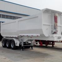 CIMC Un camión de 100 toneladas volcado en una fábrica china, y un semirremolque de 3 y 4 ejes