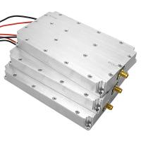Módulo de amplificador RF de aleación de aluminio de 50W Banda de súper frecuencia 5000-6000MHz Fuente de señal para aplicación de jammer
