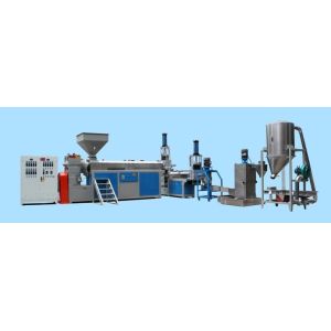 Plastic granulating machine