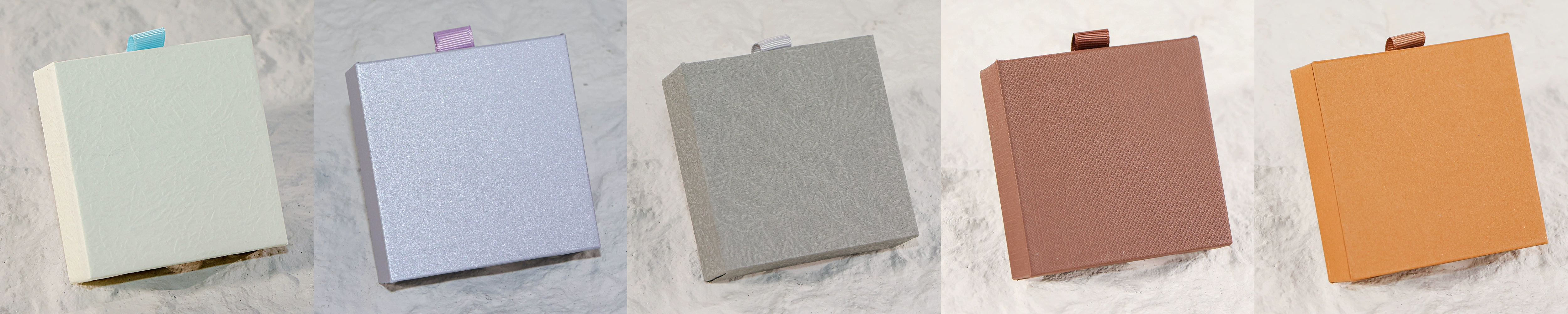 Embossed Floral Drawer Jewelry Box with Ribbon Pull for Ring Necklace Packaging