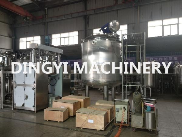 PLC Control Jacketed Stainless Steel Mixing Tanks 380V 220V For Food / Chemical
