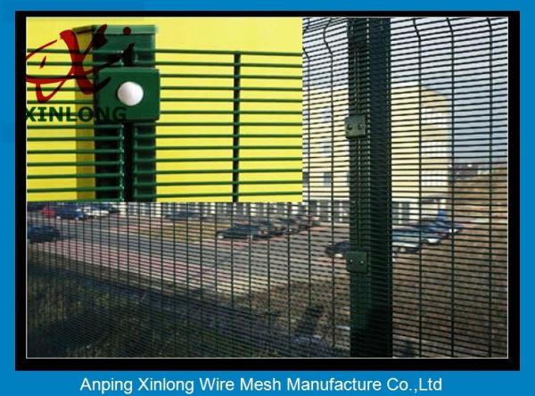 PVC Coated Welded 4mm Heat Treated Metal Security 358 Fence With Barbed Wire