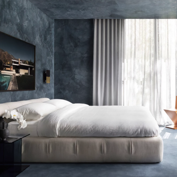 Factory Direct Sales Modern Solid Wood Hotel Bedroom Furniture Sets for Five-Star Hotel Projects One-Stop Design Procurement