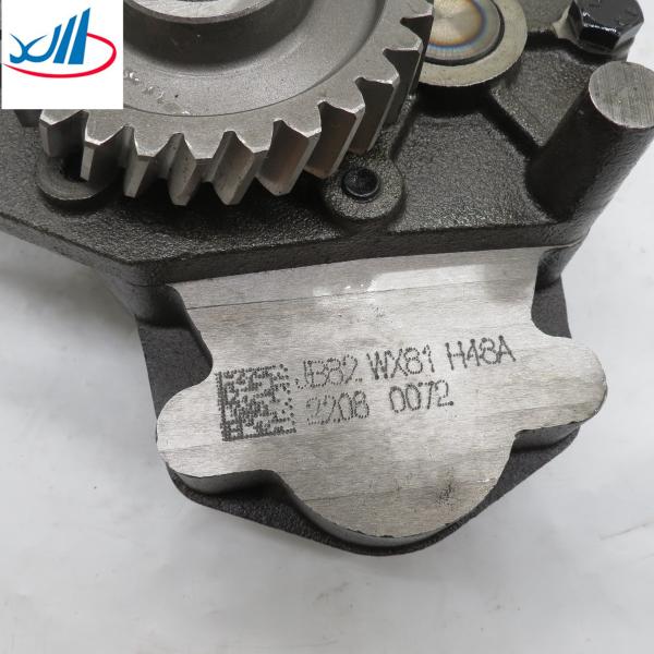 Sinotruk Howo Yutong Bus Parts Truck Engine Parts Oil Pump Assembly VG1500070021